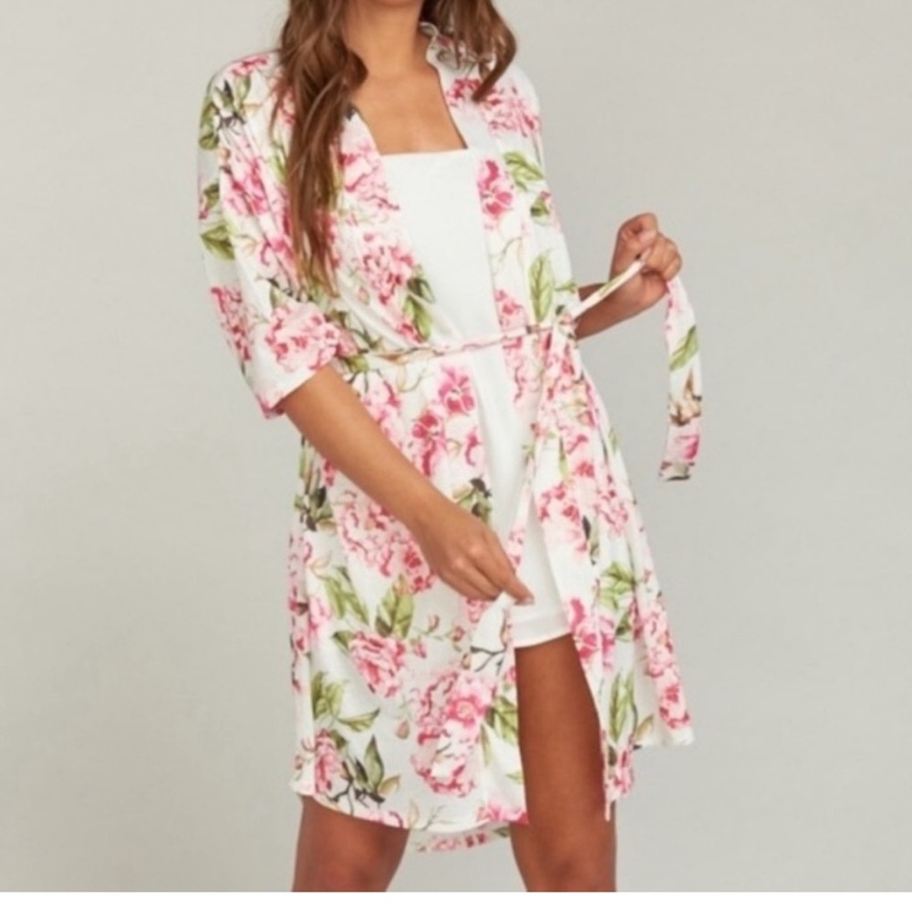 Show Me Your MuMu Pink and White Floral Robe o/s